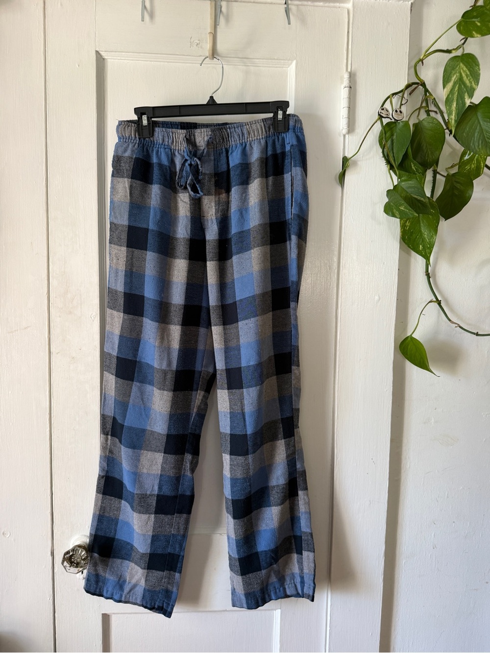 Croft & barrow size S Blue & Gray Plaid Jogger Pants